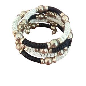 Vintage Gold Tone Cream Black Mesh Memory Wire Bracelet Cuff Adj Estate READ